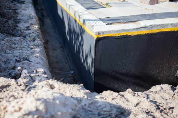 Professional Crawl Space Encapsulation technician working in Rosedale, WA